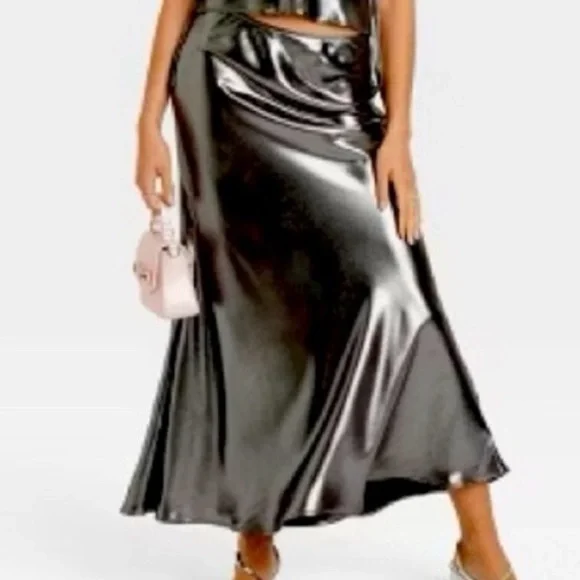 🆕Wild Fable Metallic Shimmer Liquid Party Silver Maxi Pull On Stretch Skirt NWT - Picture 1 of 6